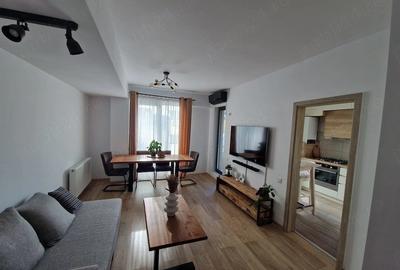 Apartament cu 2 camere decomandat în Theodor Pallady