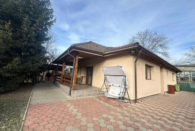 Casă cu 3 camere în Unirii - 2