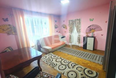 Apartament cu 2 camere nedecomandat, mobilat în Terezian - 3
