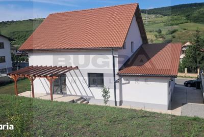 Casă cu 5 camere cu Teren 1000 Mp în Baciu - 3