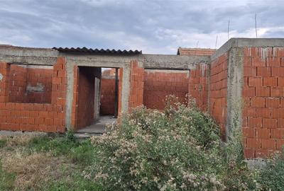 Casă individuală cu 4 camere cu Teren 1993 Mp în Cheresig - 2