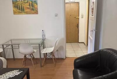 Apartament cu 2 camere decomandat, mobilat în Centrul Civic
