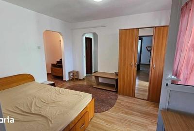 Apartament cu 2 camere nedecomandat în Central