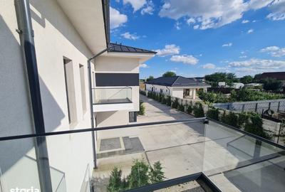 Casă cu 4 camere cu Teren 282 Mp în Corbeanca