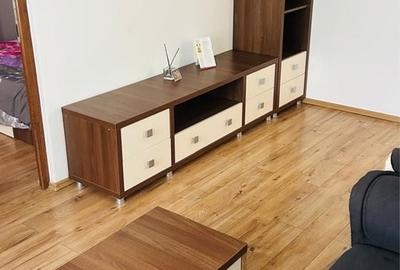 Apartament cu 2 camere semidecomandat în Vest