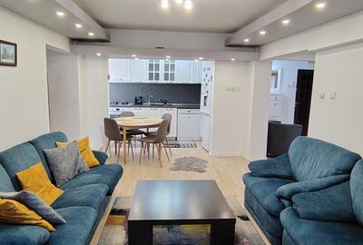Apartament cu 4 camere decomandat în Central