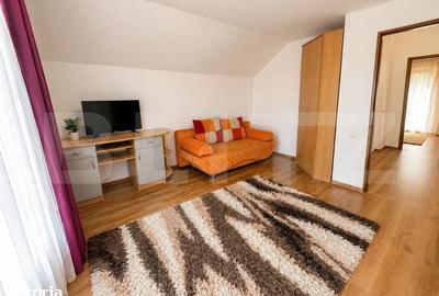 Casă cu 5 camere cu Teren 1174 Mp în Gruia - 1