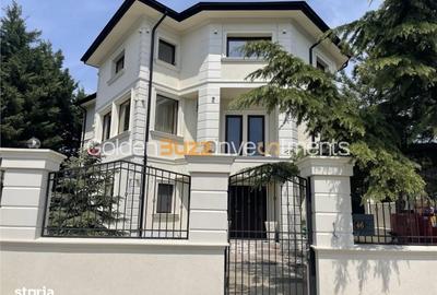 Casă cu 4 camere în Central