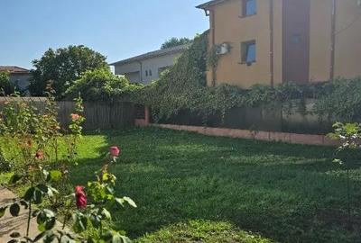 Casă cu 8 camere cu Teren 400 Mp în Eforie - 9