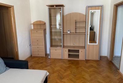 Apartament cu 2 camere semidecomandat în Podgoria