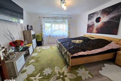 Casă cu 2 camere în Lazuri - 1