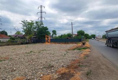 Teren construcție, în 1 Decembrie - 1
