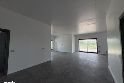 Casă cu 4 camere în Central - 5