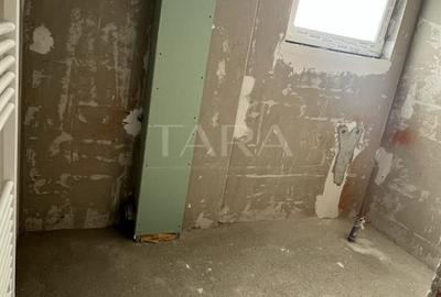 Apartament cu 3 camere decomandat în Florești - 6