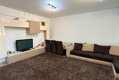 Apartament cu 2 camere decomandat în Km 5