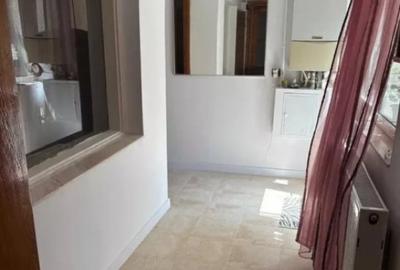 Casă cu 4 camere cu Teren 120 Mp în Trocadero