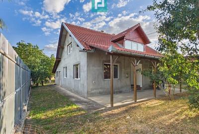 Casă cu 2 camere cu Teren 720 Mp în Șiria
