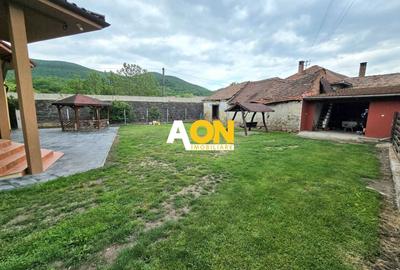 Casă individuală cu 4 camere cu Canalizare în Periferie - 2