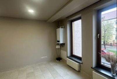Spațiu comercial, de 38 mp, în Central - 1