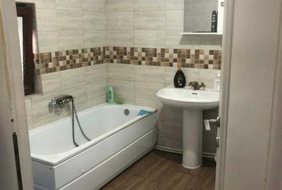 Apartament cu 2 camere decomandat în Valea Adâncă - 3