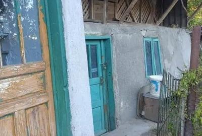 Casă cu 5 camere în Clejani