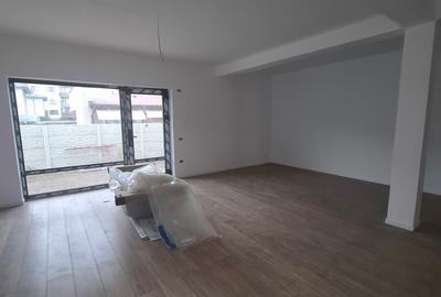 Duplex cu 4 camere cu Canalizare în Prelungirea Ghencea - 11