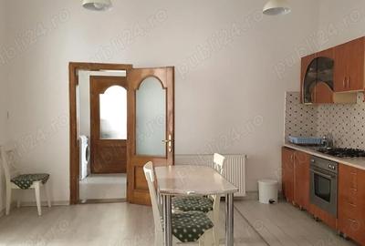 Casă cu 3 camere cu Teren 1477 Mp în Central - 6