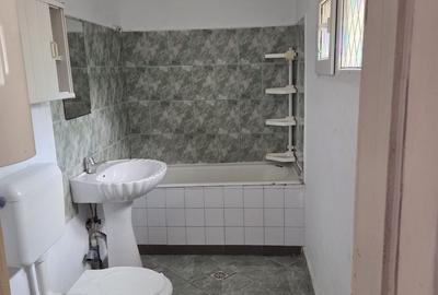 Casă cu 4 camere cu Teren 236 Mp în Central - 4