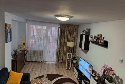Apartament cu 3 camere decomandat în Hudum - 7