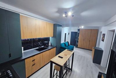 Apartament cu 2 camere semidecomandat, mobilat în Rahova