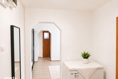 Apartament cu 3 camere semidecomandat în Titan - 9
