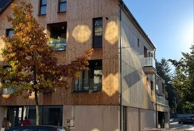 Apartament cu 3 camere decomandat în Central - 1