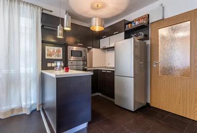 Apartament cu 2 camere decomandat în Aradului