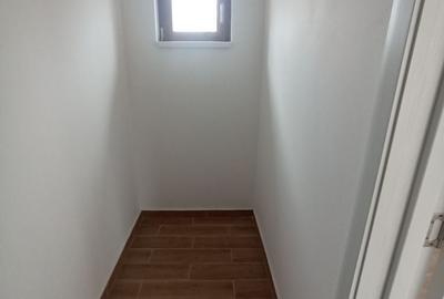 Casă cu 2 camere cu Teren 440 Mp în Central