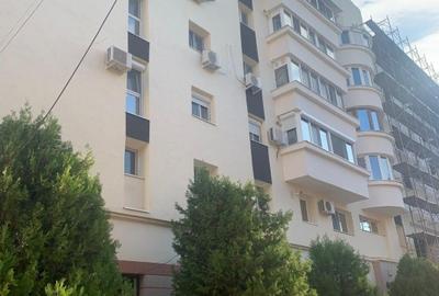 Apartament cu 3 camere decomandat în Central - 4