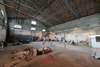 Spațiu industrial, de 482 mp, în Central - 7