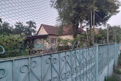 Casă cu 3 camere în Sângeorgiu de Mureș