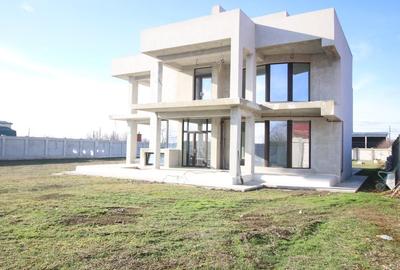 Casă cu 8 camere cu Teren 2500 Mp în Nord - 19