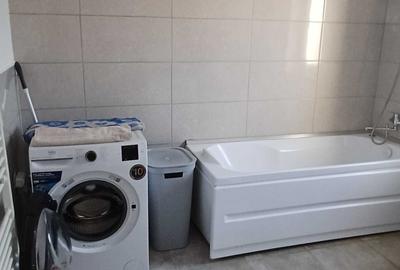 Casă cu 3 camere cu Teren 400 Mp în Central