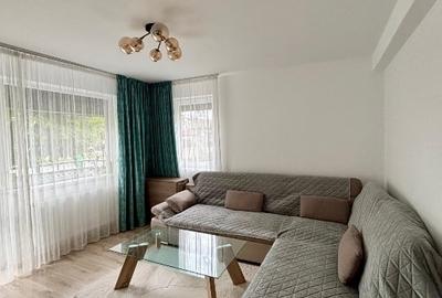 Apartament cu 3 camere decomandat, mobilat în Tractorul - 8