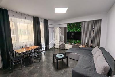 Apartament cu 2 camere decomandat, mobilat în Sud