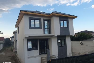 Casă cu 4 camere în Central