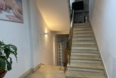 Casă cu 5 camere cu Teren 258 Mp în Dorobanți - 2