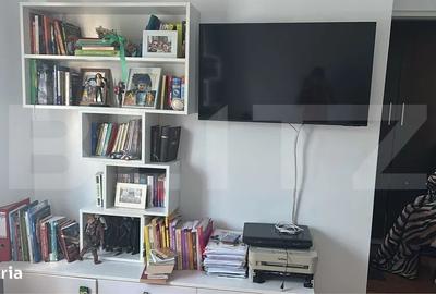 Apartament cu 2 camere decomandat în Nicolina