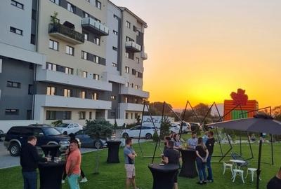 Apartament cu 2 camere semidecomandat în 13 Decembrie