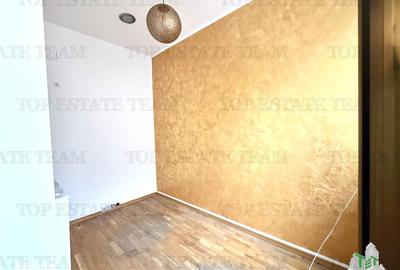 Casă cu 6 camere cu Teren 100 Mp în Victoriei