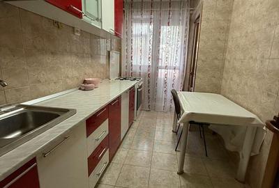 Apartament cu 2 camere decomandat în - 9