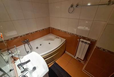 Apartament cu 3 camere decomandat, mobilat în Nicolina - 6