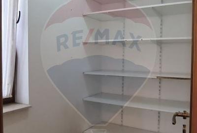 Casă cu 6 camere cu Teren 599 Mp în Bună Ziua - 12
