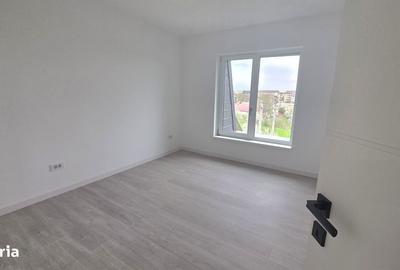 Apartament cu 3 camere în Cug - 2